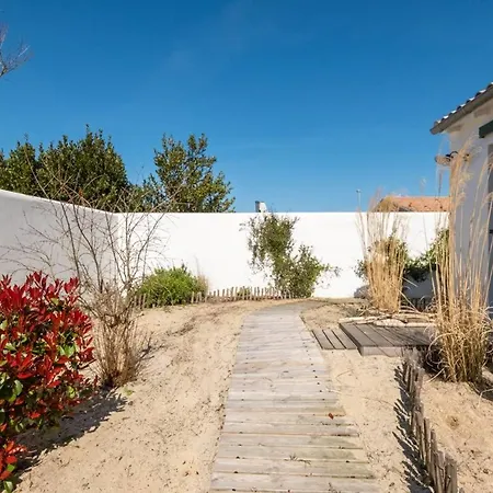 Maison Neuve A Deux Pas De La