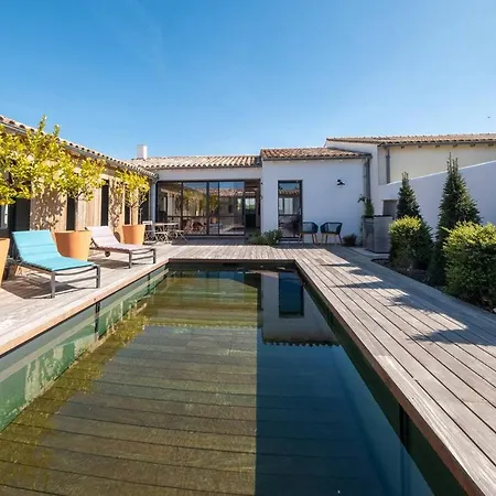 Maison Neuve A Deux Pas De La Villa *